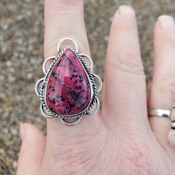 New Pink Thulite 925 Silver Ring. - Picture 10 of 14